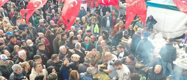 Yalova'da Hamsi Festivali: 3 Ton Hamsi İkram Edildi 