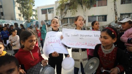 Filistinli çocuklardan İsrail'e boş tabaklı protesto: Soykırımı durdurun 
