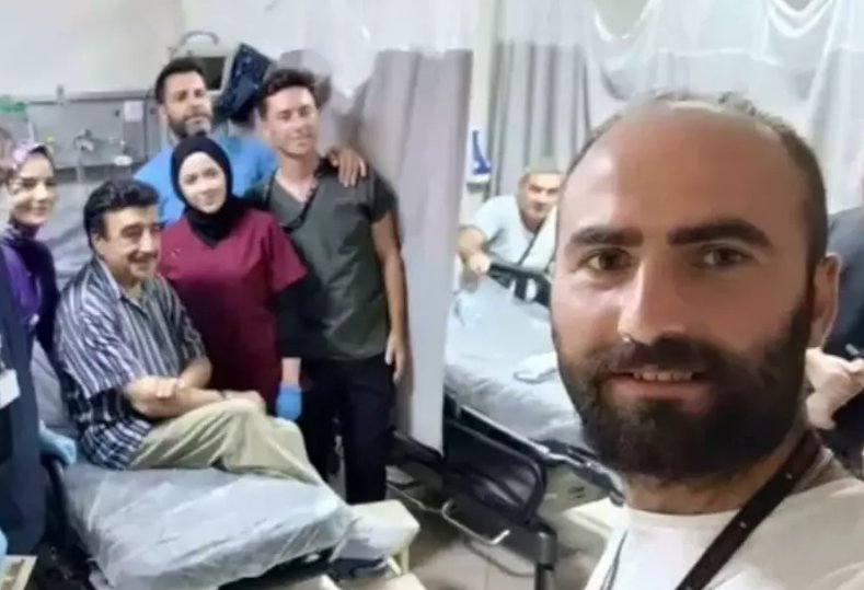Ünlü sanatçı Hakkı Bulut Tokat'ta hastaneye kaldırıldı