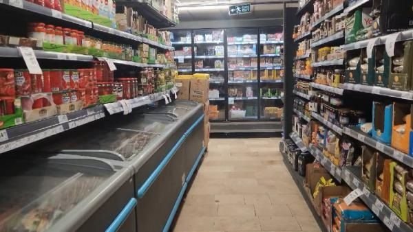 Asgari Ücret Açıklamasının Ardından Zincir Marketlerde Fiyat Etiketi Değişiklikleri