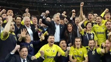 Ali Koç, takımı toplayıp Rams Park'ta kutlama yaptı! Ortalık bir anda karıştı 