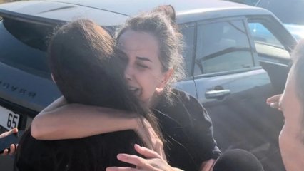 Sıla Doğu, Dilan Polat'la çekildiği fotoğrafı paylaştı: Beyazlarını boyayacağız, toparlanacaksın kardeşim 